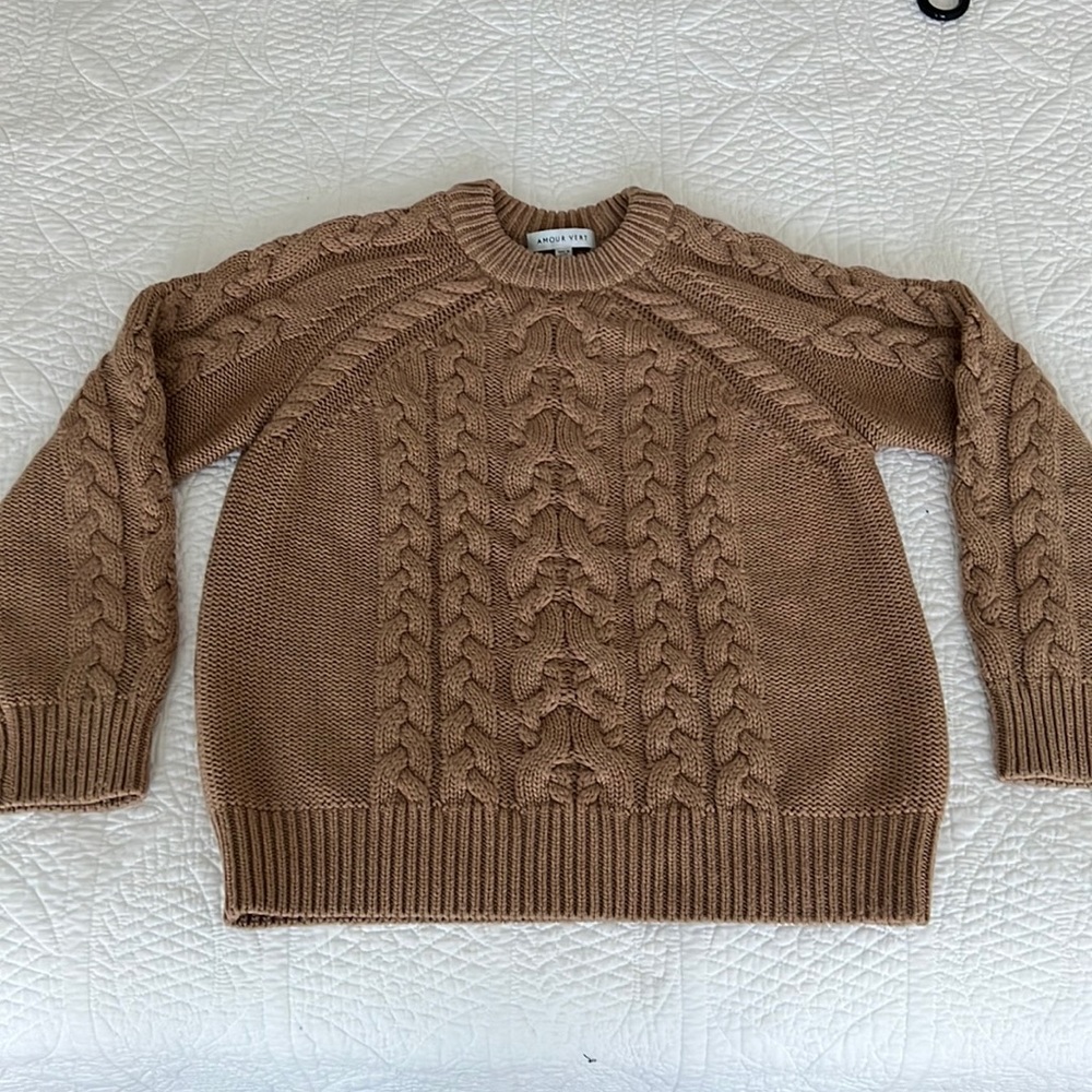 Amour Vert Kendra Cable Knit Sweater
